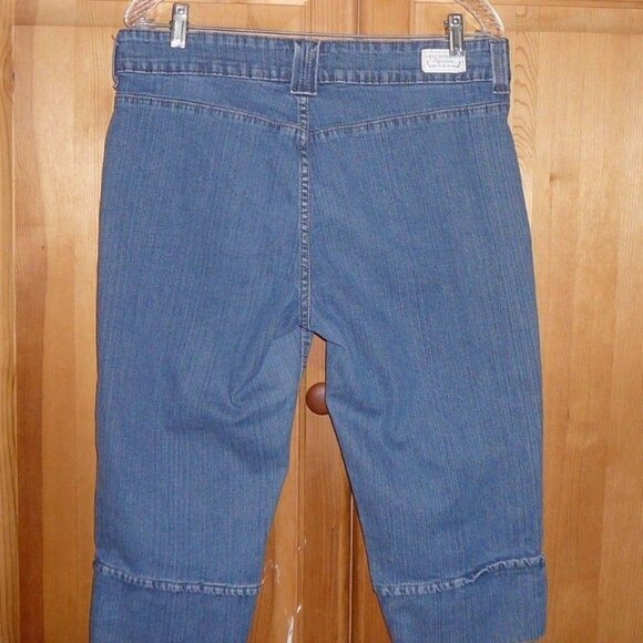 Levi Strauss Signature Womans Size 12 Blue Faded Stretch Cropped Pants Capris - Picture 4 of 4